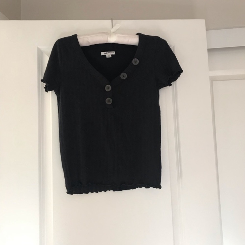American eagle top with buttons